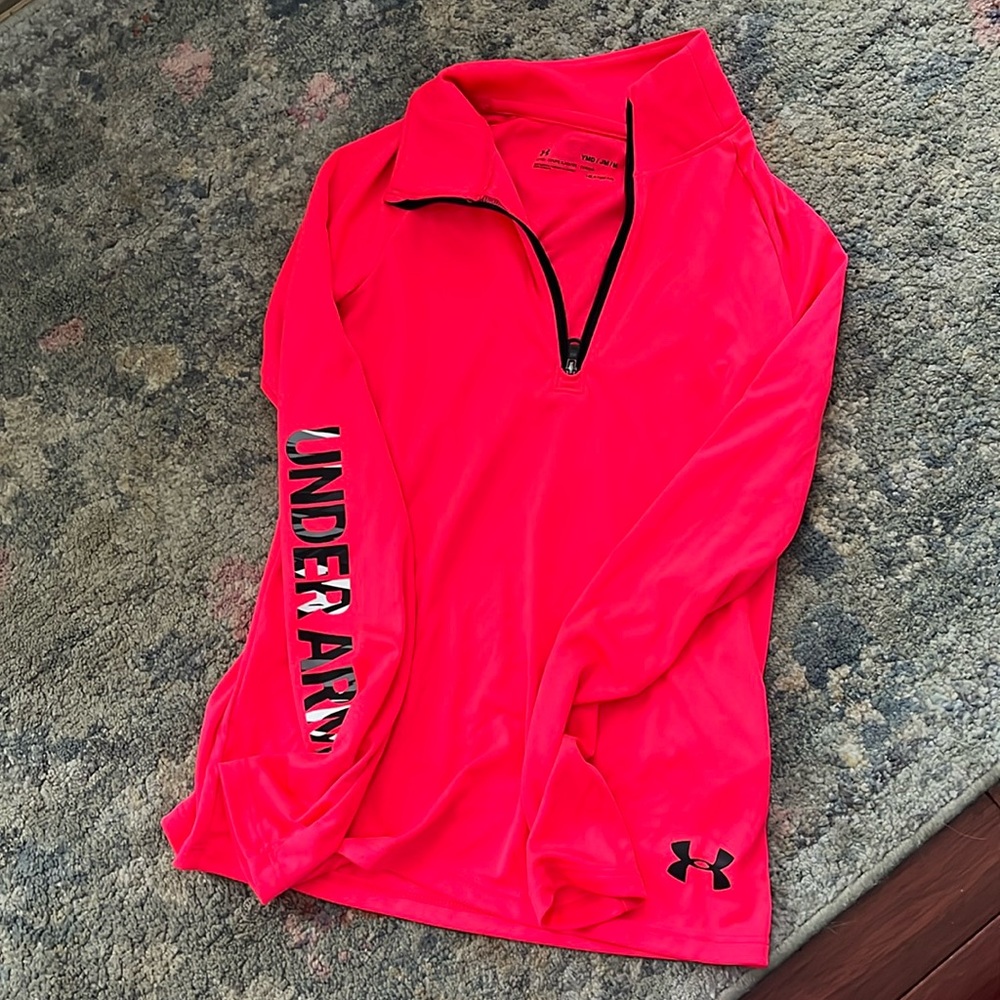 Like new hot pink under Armour warm shirt